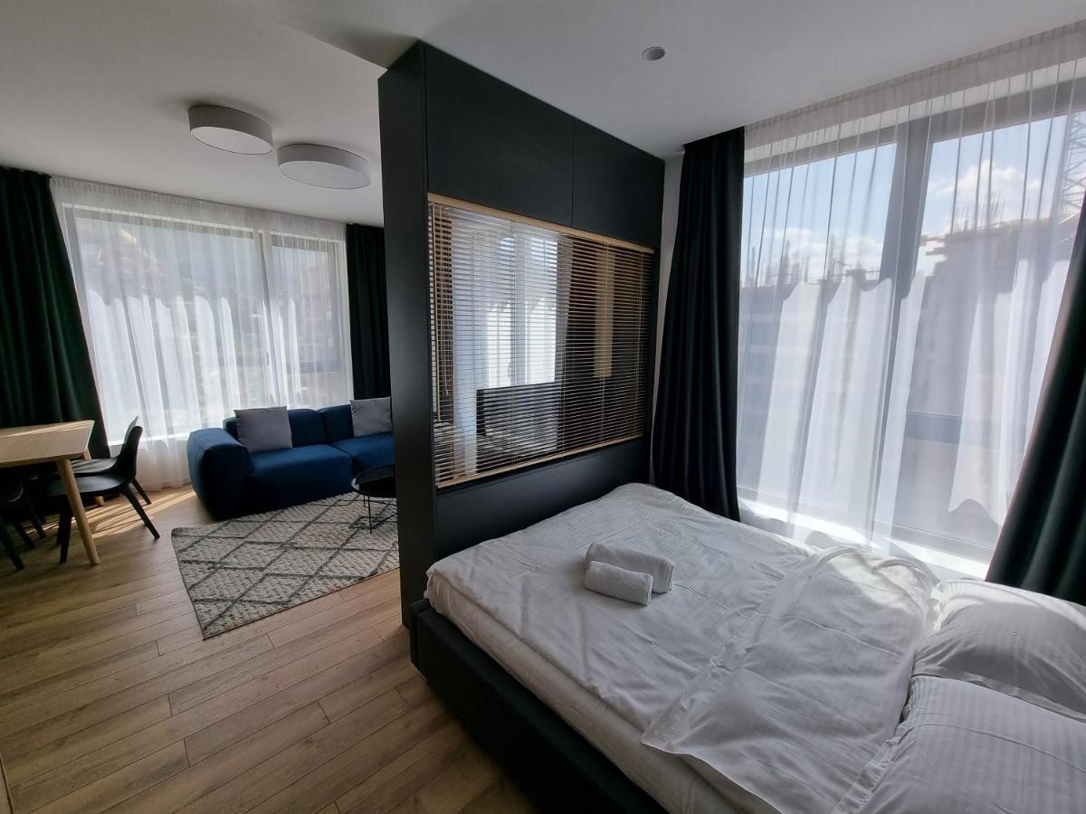 Aparthotel Mona Living *