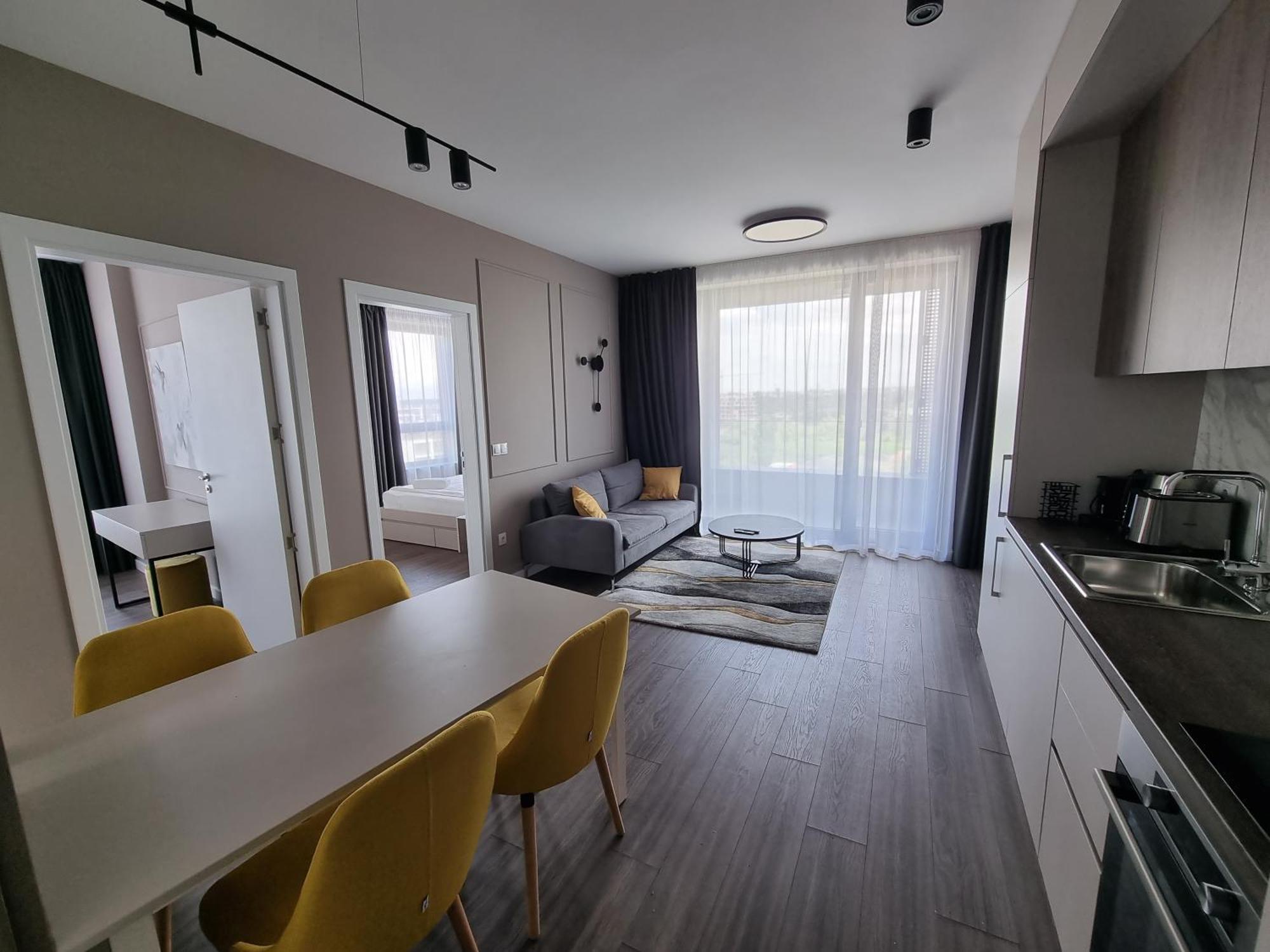 Aparthotel Mona Living *