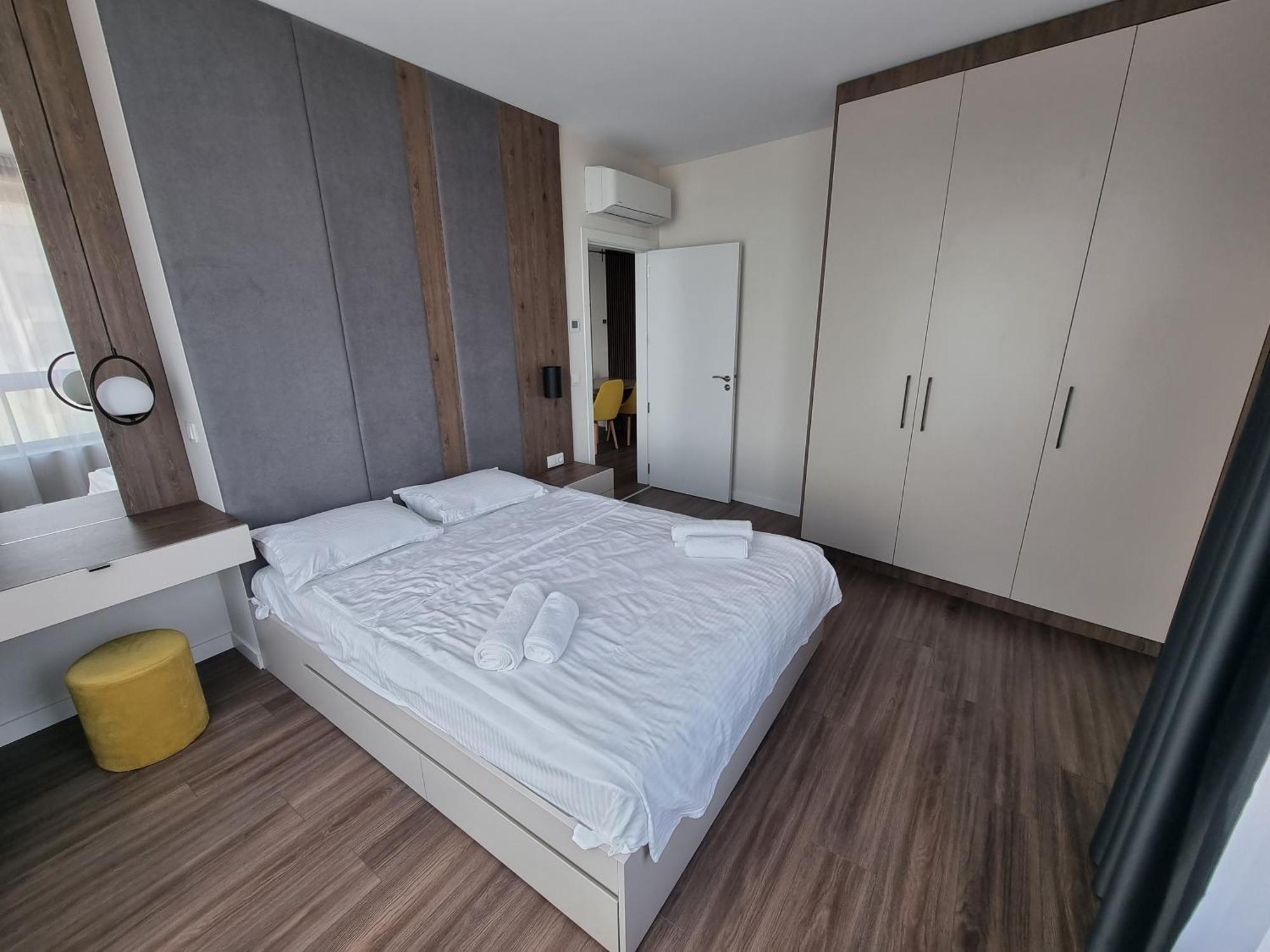 Mona Living Aparthotel